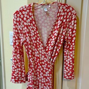 VGUC Diane von Furstenberg Vintage tag Silk Wrap Dress Size 10